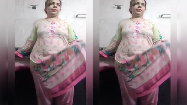 Paki milf Nude Part2