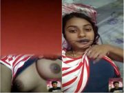 Cute Desi girl Shows her Boobs On Vc Part 2