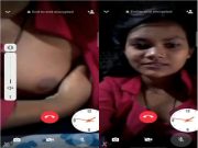  Desi Girl Shows Boobs To Bf On VC
