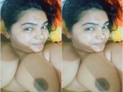 Today Exclusive – Sexy Bhabhi Shows her Boobs