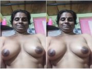 Today Exclusive -Desi Bhabhi Shows Her Boobs and Pussy