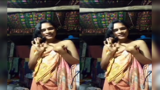 Bengali girl showing boobs
