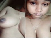 Today Exclusive – Desi Bahbhi Bathing and Shows Nude Body Part 2