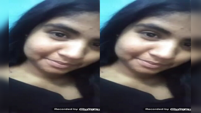 Desi Girl Showing Boobs And Pussy Part1