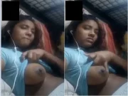 Today Exclusive-Cute Tamil girl Shows Her Boobs