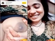 Today Exclusive- Cute paki Girl Shows her boobs