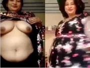 Today Exclusive- Desi Aunty Shows her Boobs