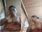 Today Exclusive- Horny Tamil Girl Shows Her Boob and Pussy