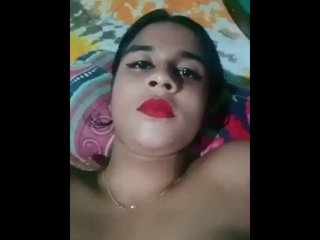 Desi girl spreading for lover