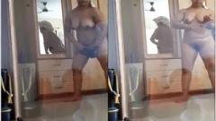 Today Exclusive- Aunty Nude Video Capture In Hidden Cam
