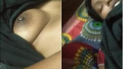 Today Exclusive-Mallu Wife Boobs Sucking By Hubby