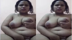Today Exclusive- Cute Desi girl Shows her Nude Body