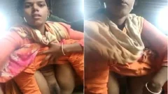 Today Exclusive- Desi Village Girl Shows Her Pussy