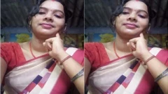 Today Exclusive-Desi Village Bhabhi Shows Her Pussy Part 2