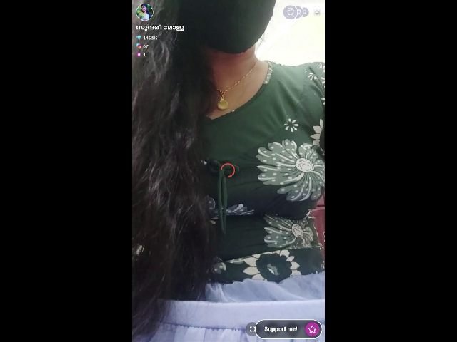 Mallu Tango girl in Skirt