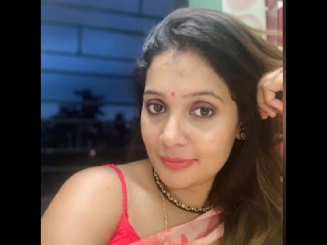 Beautiful Bhabi