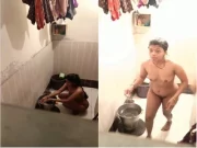 Today Exclusive-Desi Bhabhi Bathing part 1