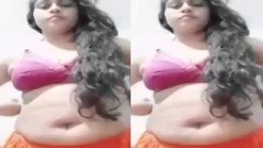 Today Exclusive-Sexy Bangla Girl Shows her Boobs and Pussy