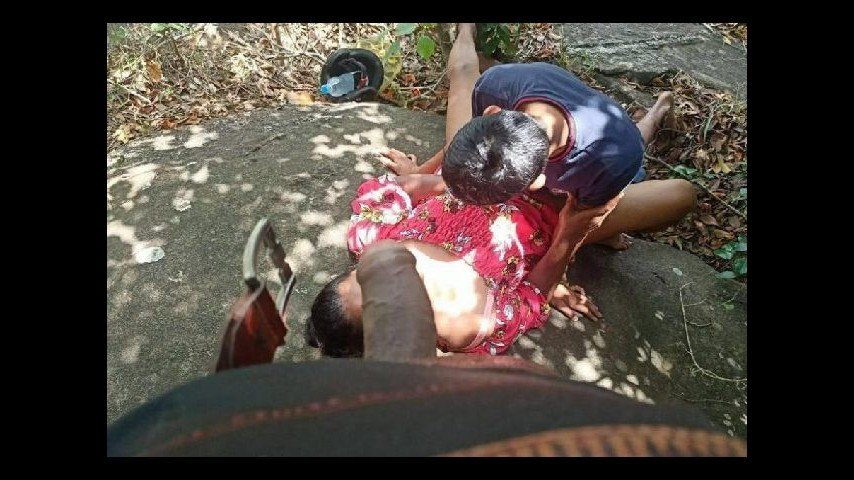 Real Cuckold Couple Outdoor Fucking