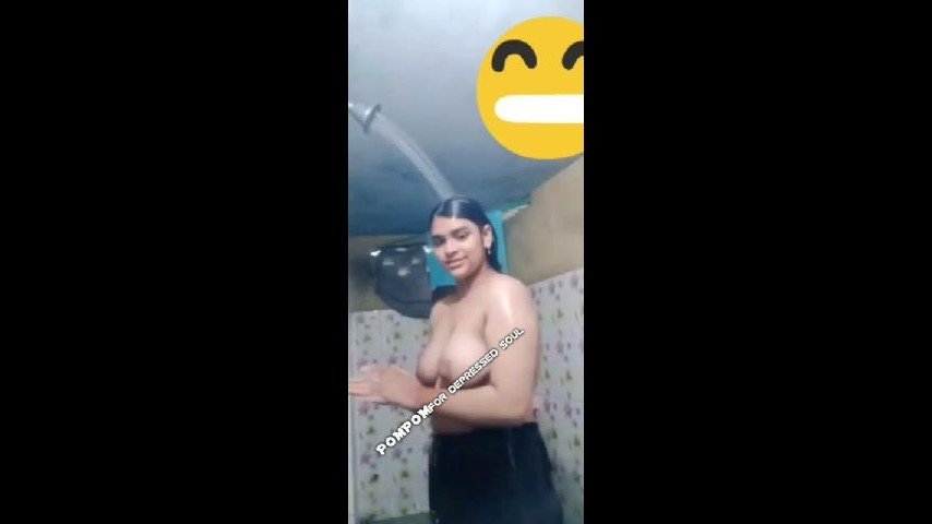 Bigboob Girl Bathing