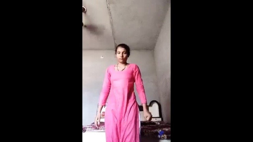 Desi Village Gil Shows her Nude Body