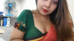 Horny Kolkata Girl’s Nude Amazing Tits