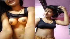 Hot Desi Girl Shows Her Boobs and Ass