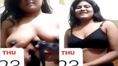 Desi Girl Shows Her Boobs