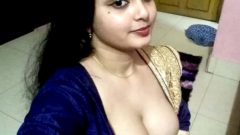 Horny Desi Bhabhi Nude Kamasutra Photos