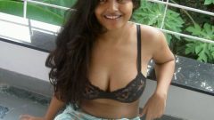 Sexy Indian Wife Nude With Friend’s Husband