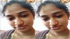 Telugu Bhabhi Shows her Boobs and Pussy On VC part 2