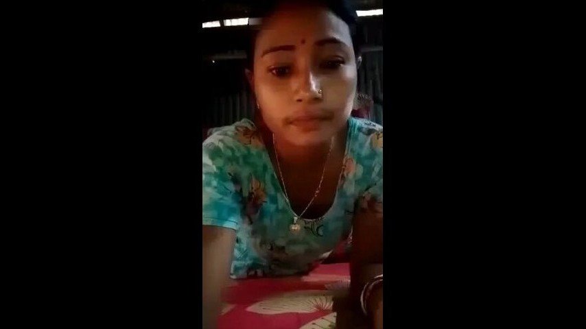 Village Bhabhi Masturbating