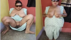 Horny Bhabhi Shows Her Boobs and Pussy Part 3