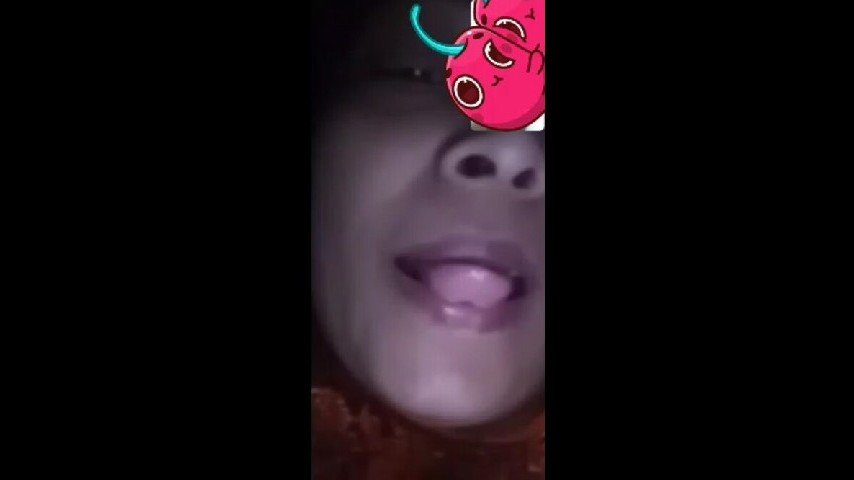 Bd Girl Showing And Fingering
