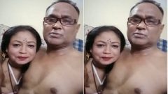 Today Exclusive- Desi Assamese Wife Blowjob and Enjoy With Dildo Part 2