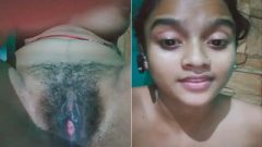 Today Exclusive- Desi Bangla Girl Shows Her Boobs and Pussy On VC